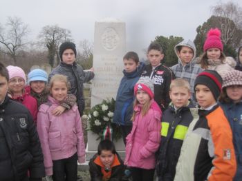 Le�r�s: Le�r�s: D:\web\szelence1\aktualis\kellekek\15marc15\IMG_5634.jpg