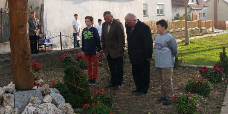 Le�r�s: Le�r�s: Le�r�s: Le�r�s: Le�r�s: Le�r�s: Le�r�s: Le�r�s: Le�r�s: Le�r�s: Le�r�s: Le�r�s: Le�r�s: Le�r�s: Le�r�s: Le�r�s: Le�r�s: Le�r�s: Le�r�s: Le�r�s: Le�r�s: D:\web\szelence1\fotok\2013okt23\P1012680.jpg